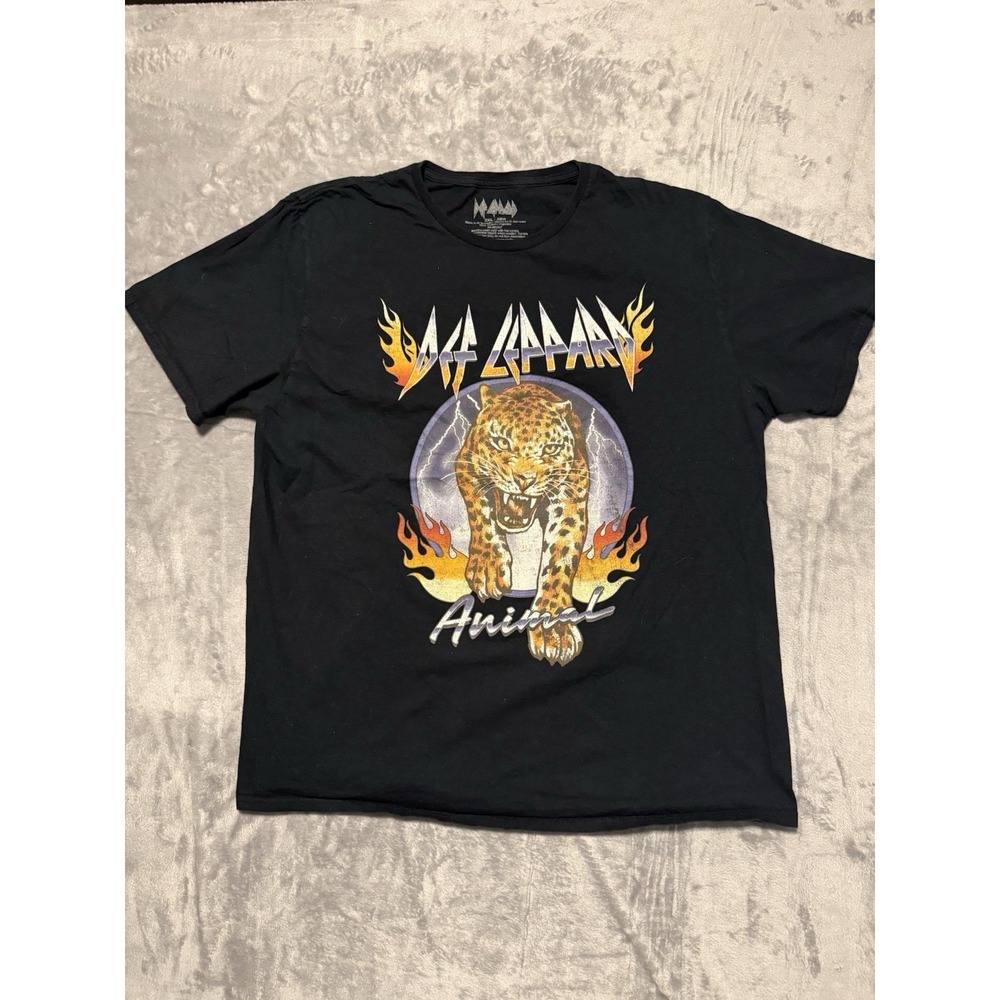 Def Leppard T-Shirt Mens 2XL Black Animal Graphic Band Tee Short Sleeve